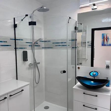 Pod Debami Apartment *